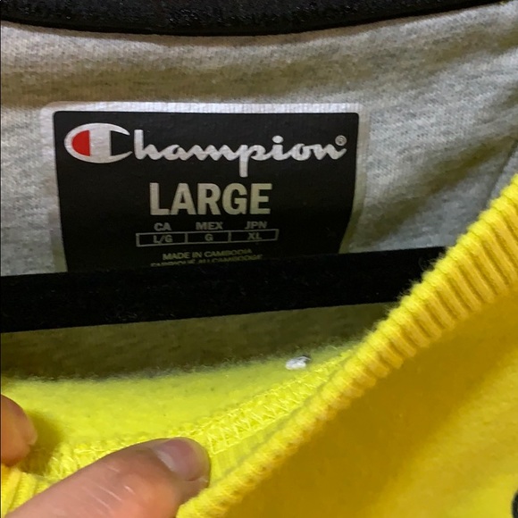 Yellow Champion sweater like new! - Picture 3 of 3